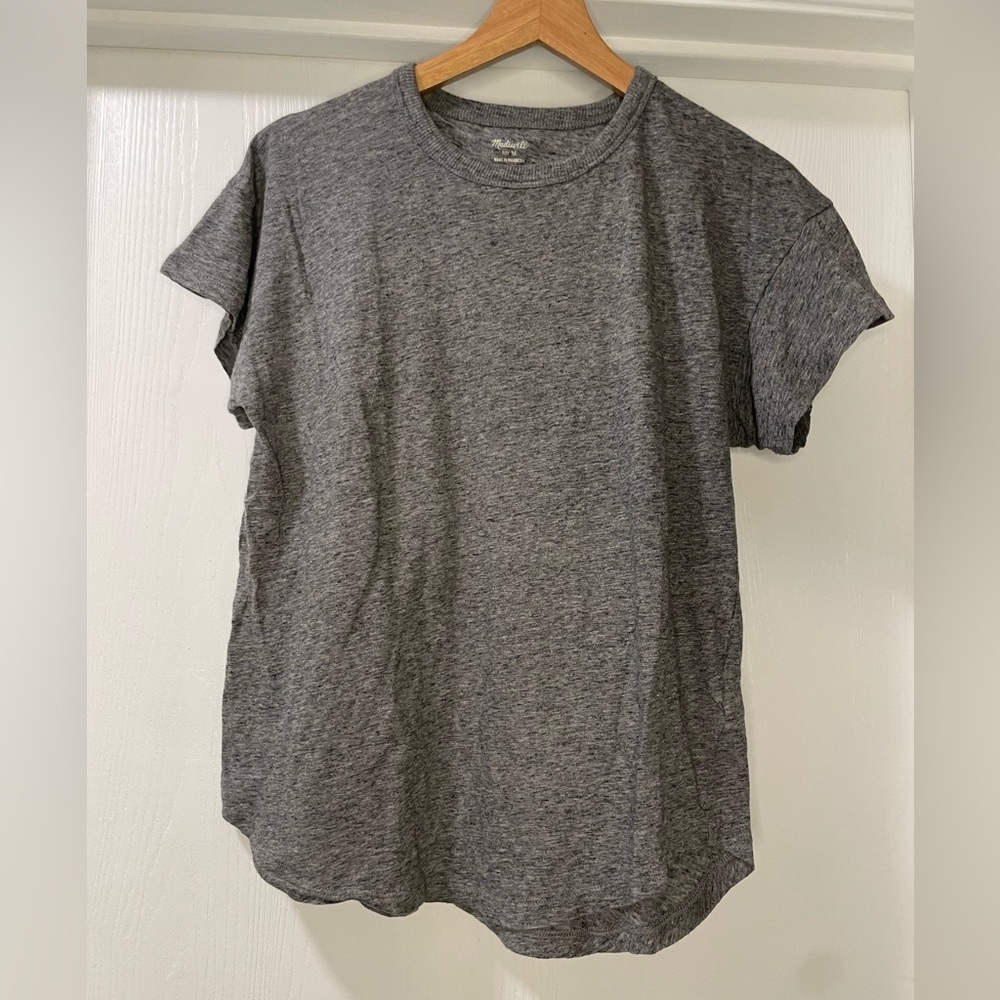 Madewell Crew Neck Woman’s T-Shirt in Grey. Size M
